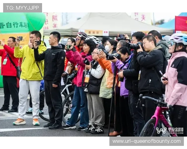 徐暄评称雄大理环洱海自行车赛男子精英组，120公里角逐落幕